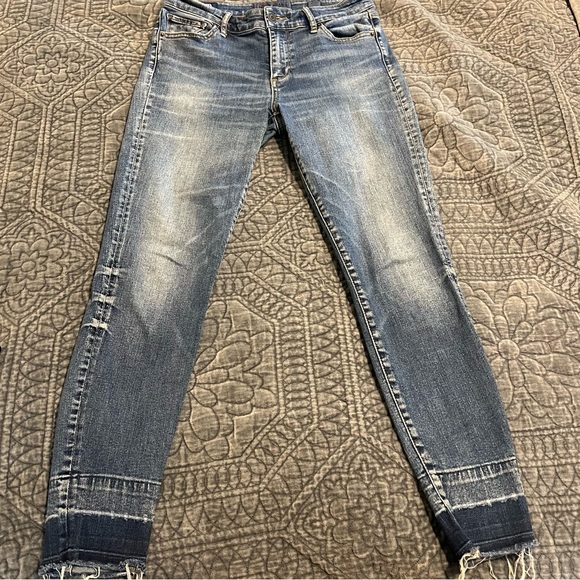 Lucky Brand ORTA Premium Mid Rise Ava Legging Jeans Released Raw Hem 4/27 - Picture 2 of 14